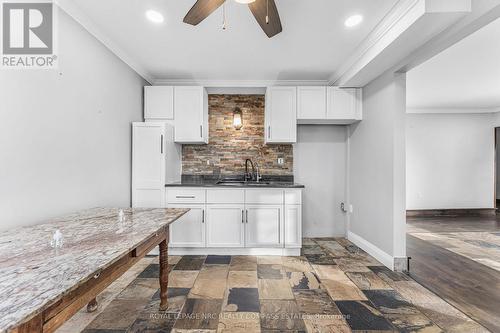 97 Smith Road, Hamilton, ON - Indoor Photo Showing Kitchen