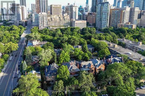 21 Elm Avenue, Toronto, ON - Outdoor