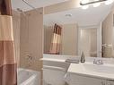 722-25 Greenview Ave, Toronto, ON  - Indoor Photo Showing Bathroom 