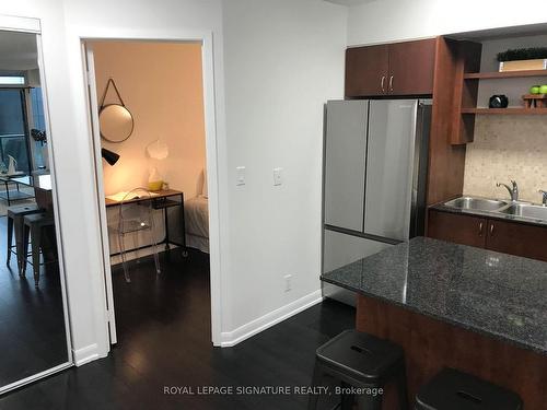 1801-600 Fleet St, Toronto, ON - Indoor Photo Showing Kitchen With Double Sink