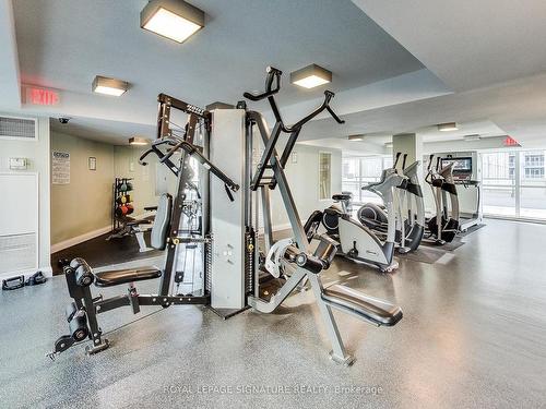 1801-600 Fleet St, Toronto, ON - Indoor Photo Showing Gym Room