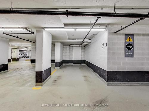 1801-600 Fleet St, Toronto, ON - Indoor Photo Showing Garage