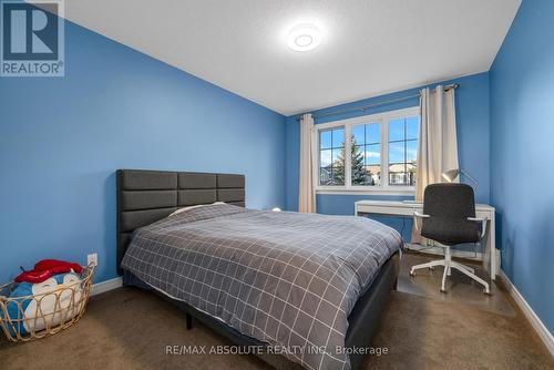 9 Shannondoe Crescent, Ottawa, ON - Indoor Photo Showing Bedroom