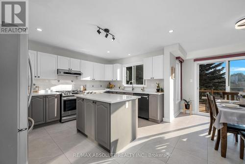 9 Shannondoe Crescent, Ottawa, ON - Indoor Photo Showing Kitchen