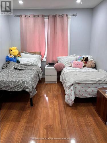 759 Wilson Heights Boulevard, Toronto, ON - Indoor Photo Showing Bedroom