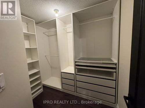 106 Thoroughbred Boulevard, Hamilton, ON - Indoor With Storage