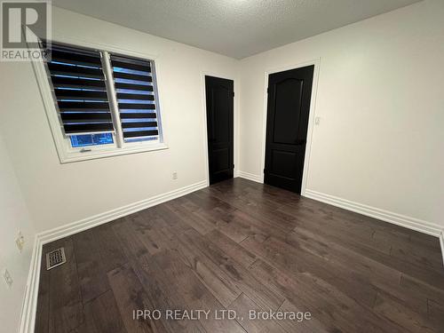 106 Thoroughbred Boulevard, Hamilton, ON - Indoor Photo Showing Other Room