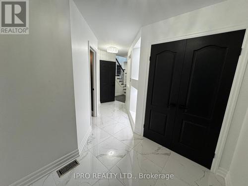 106 Thoroughbred Boulevard, Hamilton, ON -  Photo Showing Other Room