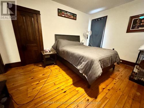 79 Albert Street, Saugeen Shores, ON - Indoor Photo Showing Bedroom