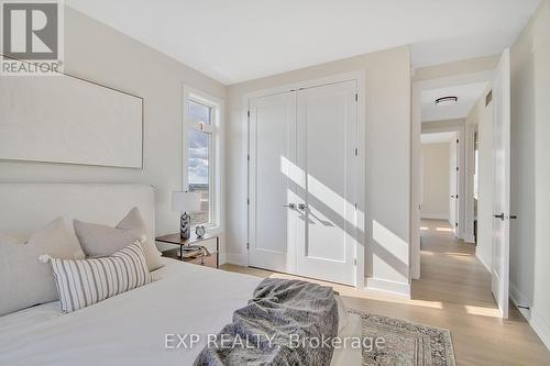 237 Trudeau Crescent, Russell, ON - Indoor Photo Showing Bedroom