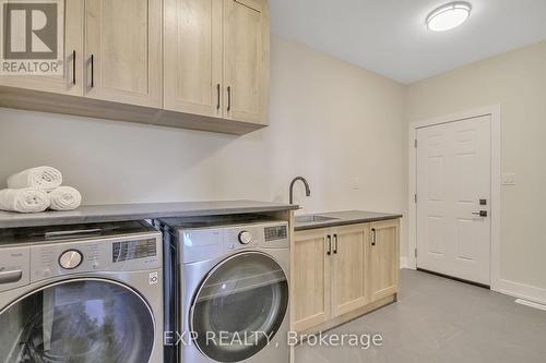 237 Trudeau Crescent, Russell, ON - Indoor Photo Showing Laundry Room