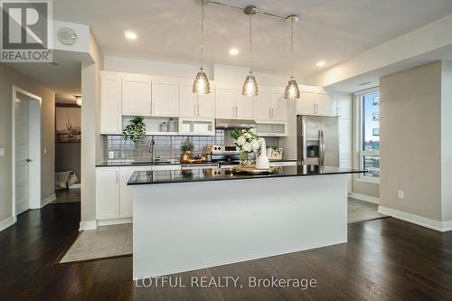 809 - 200 Inlet Private, Ottawa, ON - Indoor Photo Showing Kitchen With Upgraded Kitchen