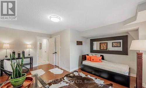 8H Hycrest Avenue, Toronto, ON - Indoor