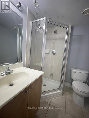 1802 - 4090 Living Arts Drive, Mississauga, ON - Indoor Photo Showing Bathroom