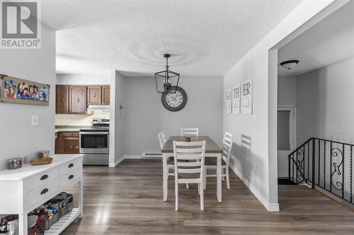 41 Pozzebon Cres, Sault Ste. Marie, ON - Indoor Photo Showing Dining Room