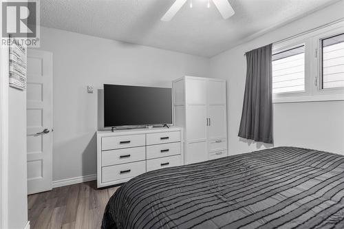 41 Pozzebon Cres, Sault Ste. Marie, ON - Indoor Photo Showing Bedroom