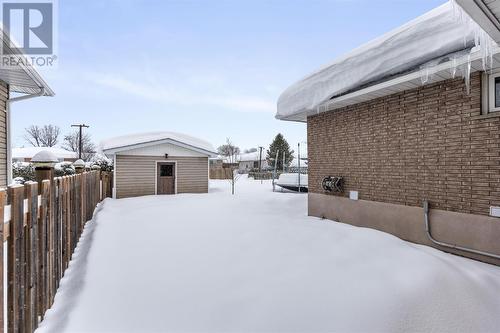 41 Pozzebon Cres, Sault Ste. Marie, ON - Outdoor With Exterior