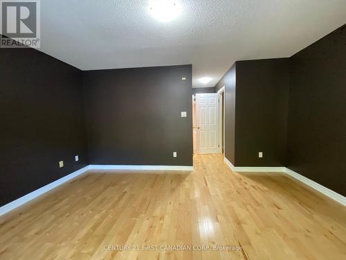 8 - 1500 Richmond Street, London, ON - Indoor Photo Showing Other Room