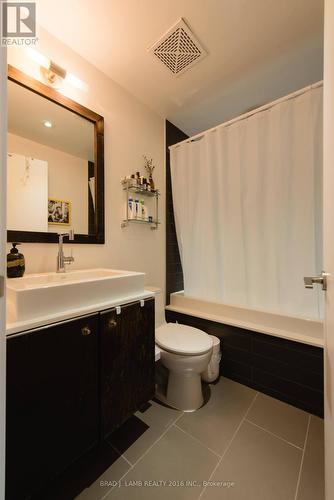 705 - 42 Camden Street, Toronto, ON - Indoor Photo Showing Bathroom