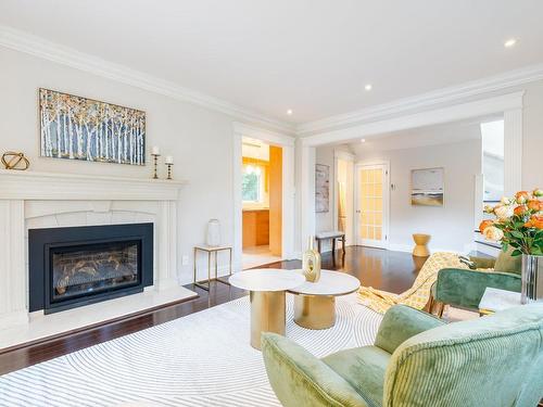 Salon - 81 Av. Dunrae, Mont-Royal, QC - Indoor Photo Showing Living Room With Fireplace