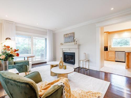 Salon - 81 Av. Dunrae, Mont-Royal, QC - Indoor Photo Showing Living Room With Fireplace