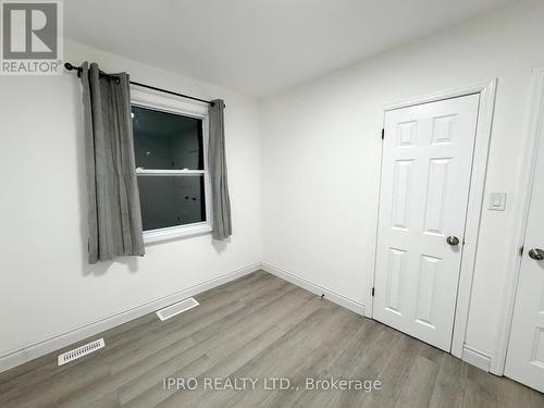 21 Barnes Road, St. Catharines, ON - Indoor Photo Showing Other Room