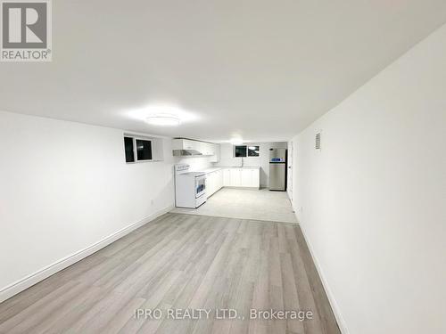 21 Barnes Road, St. Catharines, ON - Indoor Photo Showing Other Room