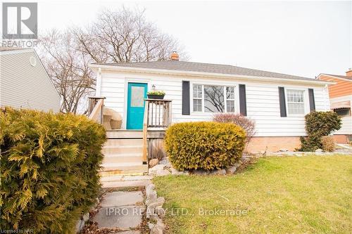 21 Barnes Road, St. Catharines, ON - Outdoor