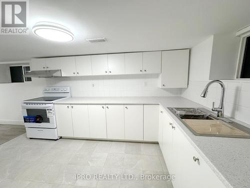 21 Barnes Road, St. Catharines, ON - Indoor Photo Showing Kitchen