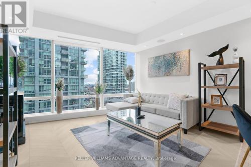 2104 - 180 University Avenue, Toronto, ON - Indoor Photo Showing Living Room