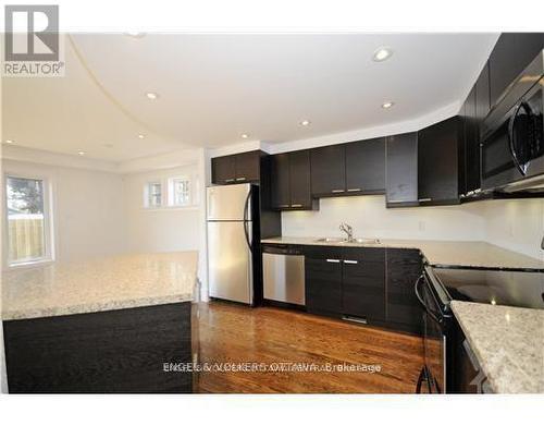 144 Montauk, Ottawa, ON - Indoor Photo Showing Kitchen With Double Sink With Upgraded Kitchen