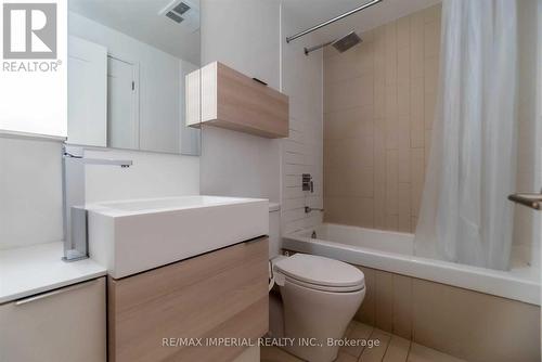 1306 - 88 Scott Street, Toronto, ON - Indoor Photo Showing Bathroom