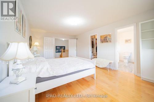 M & 2Nd - 66 Lindenshire Avenue, Vaughan, ON - Indoor Photo Showing Bedroom