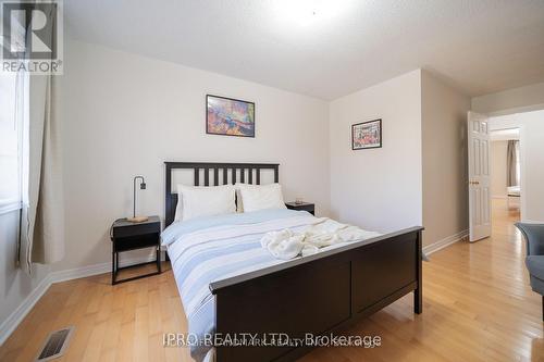 M & 2Nd - 66 Lindenshire Avenue, Vaughan, ON - Indoor Photo Showing Bedroom