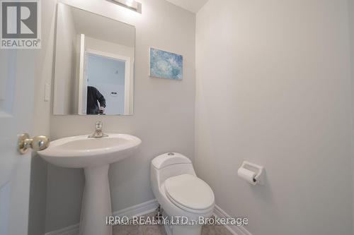 M & 2Nd - 66 Lindenshire Avenue, Vaughan, ON - Indoor Photo Showing Bathroom