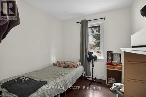 61 Wistow Street, London, ON - Indoor Photo Showing Bedroom