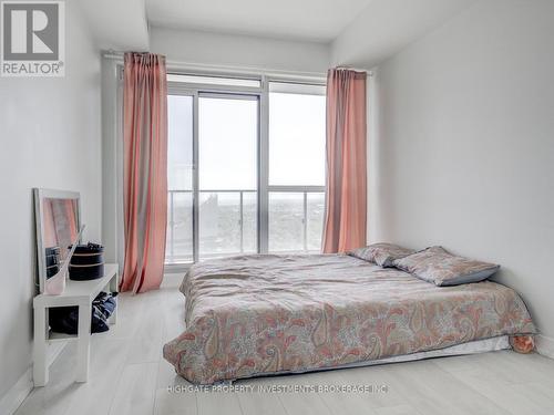 3509 - 2220 Lake Shore Boulevard W, Toronto, ON - Indoor Photo Showing Bedroom