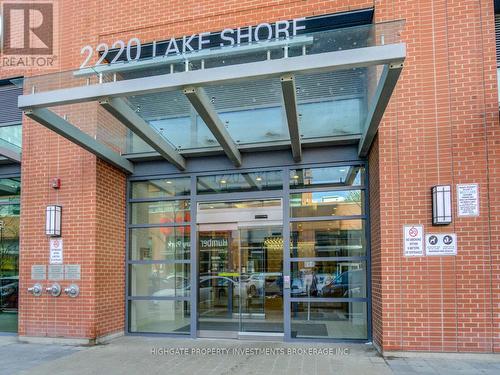 3509 - 2220 Lake Shore Boulevard W, Toronto, ON - Outdoor