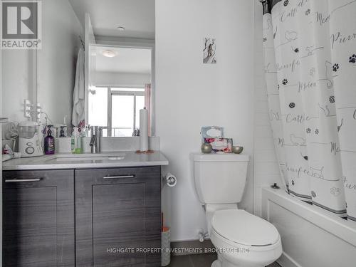 3509 - 2220 Lake Shore Boulevard W, Toronto, ON - Indoor Photo Showing Bathroom