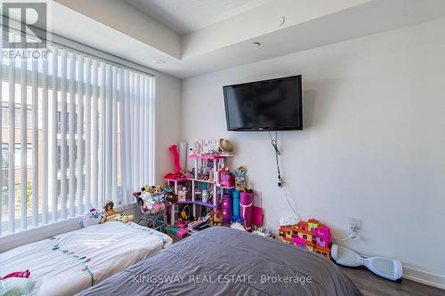 304 - 120 Canon Jackson Drive, Toronto, ON - Indoor Photo Showing Bedroom