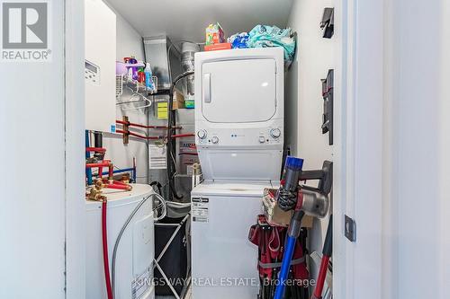 304 - 120 Canon Jackson Drive, Toronto, ON - Indoor Photo Showing Laundry Room