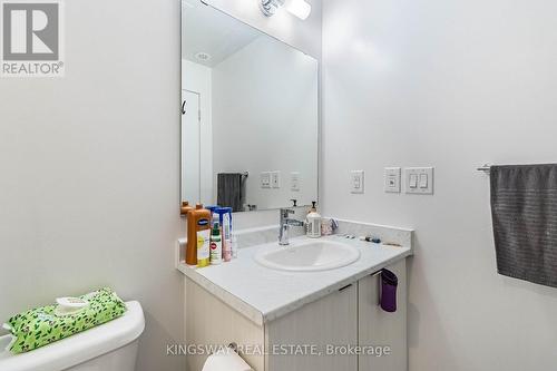 304 - 120 Canon Jackson Drive, Toronto, ON - Indoor Photo Showing Bathroom