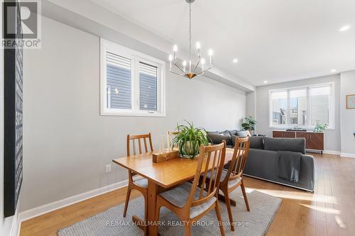 39 Gardenpost Terrace, Ottawa, ON - Indoor Photo Showing Dining Room