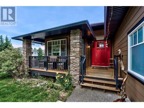 2802 Squamish Court, Kamloops, BC - Outdoor With Deck Patio Veranda