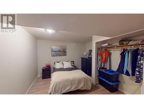 2001 4Th Avenue S, Cranbrook, BC - Indoor Photo Showing Bedroom