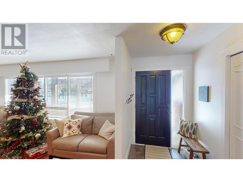 2001 4Th Avenue S, Cranbrook, BC - Indoor