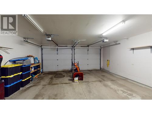 2001 4Th Avenue S, Cranbrook, BC - Indoor Photo Showing Garage