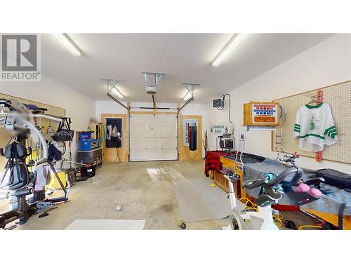 2001 4Th Avenue S, Cranbrook, BC - Indoor Photo Showing Garage