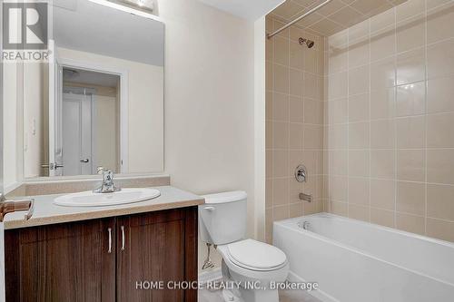 143 Terry Fox Drive, Barrie, ON - Indoor Photo Showing Bathroom