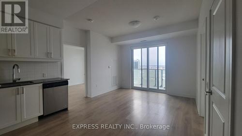 1508 - 8 Nahani Way, Mississauga, ON - Indoor Photo Showing Kitchen